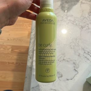 Be curly hair spray